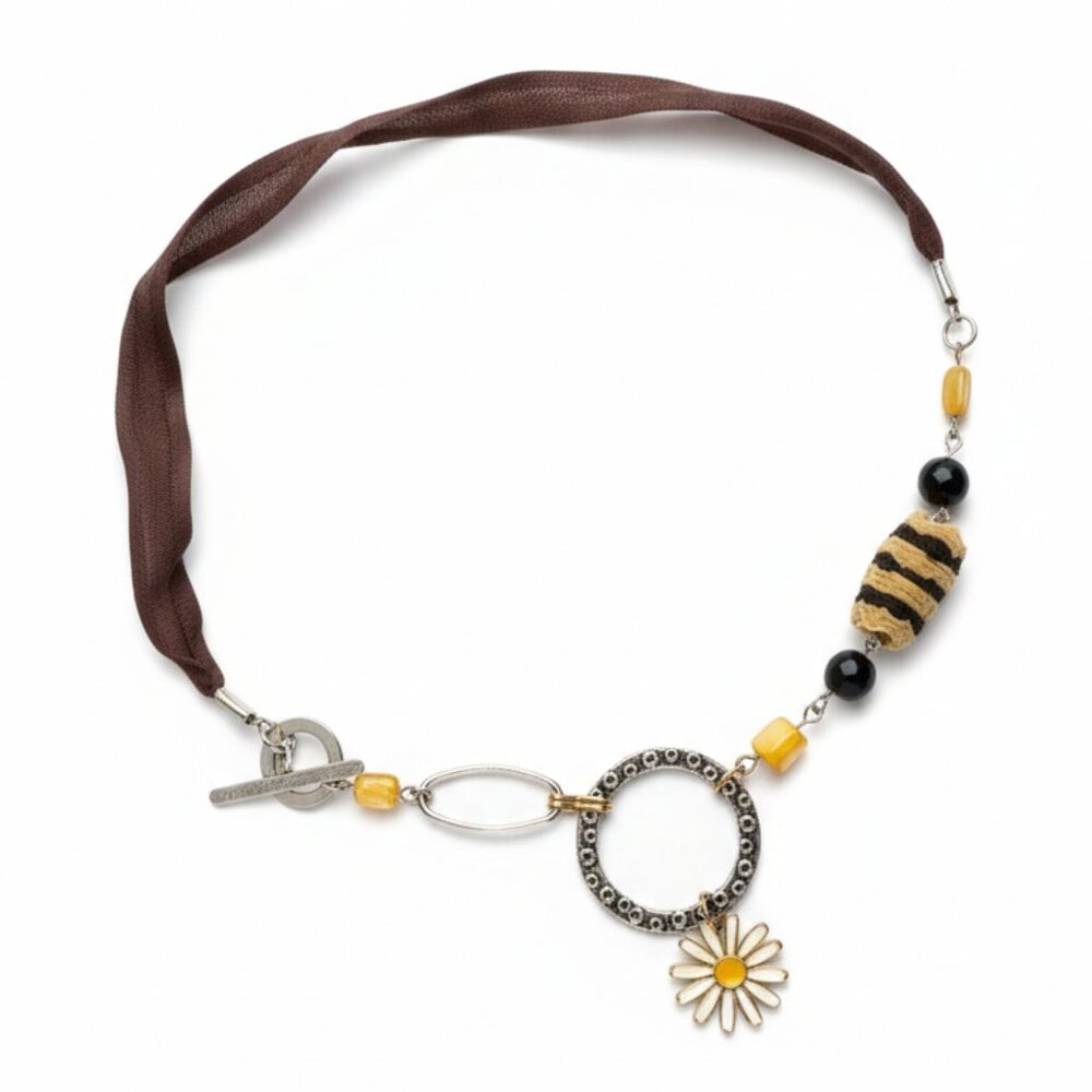CREATION - Daisy Pendant Short Necklace with Yellow Brown Accents